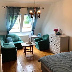 https://capri-apartman-eger.egerhotels.net